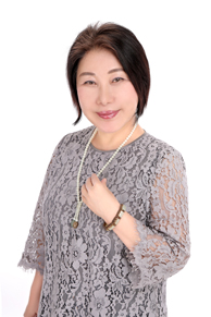院長 菅 貞子先生